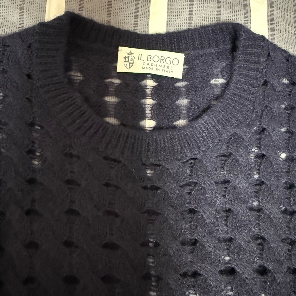 Women’s Navy Cashmere Sweater